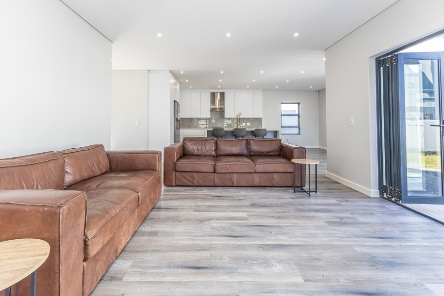 3 Bedroom Property for Sale in Sandown Western Cape